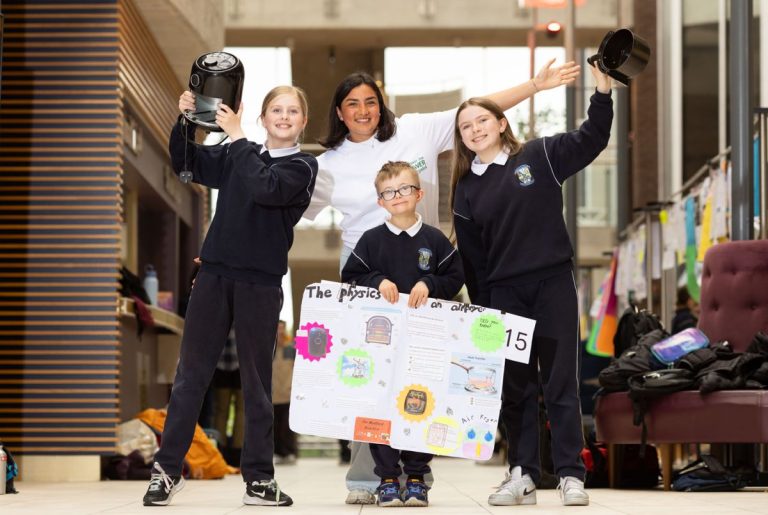 UL science competition sparks children’s curiosity in physics