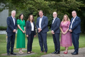 Canadian Ambassador Nancy Smyth with Ray O'Driscoll, COO Shannon Group, Fiona Gilchrist, Jaguar Landrover, Shannon Chamber President Eoin Gavin, Sean Ganley, Tkelek, Tammy Jerome and Dermott Whelan, Bathfitter during her visit to Shannon. Photograph by Eamon Ward
